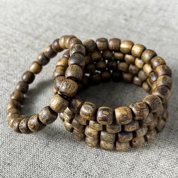 ⑦海南莺歌绿奇楠竖纹1.0鼓珠苹果珠单圈沉香手串-多样性发一