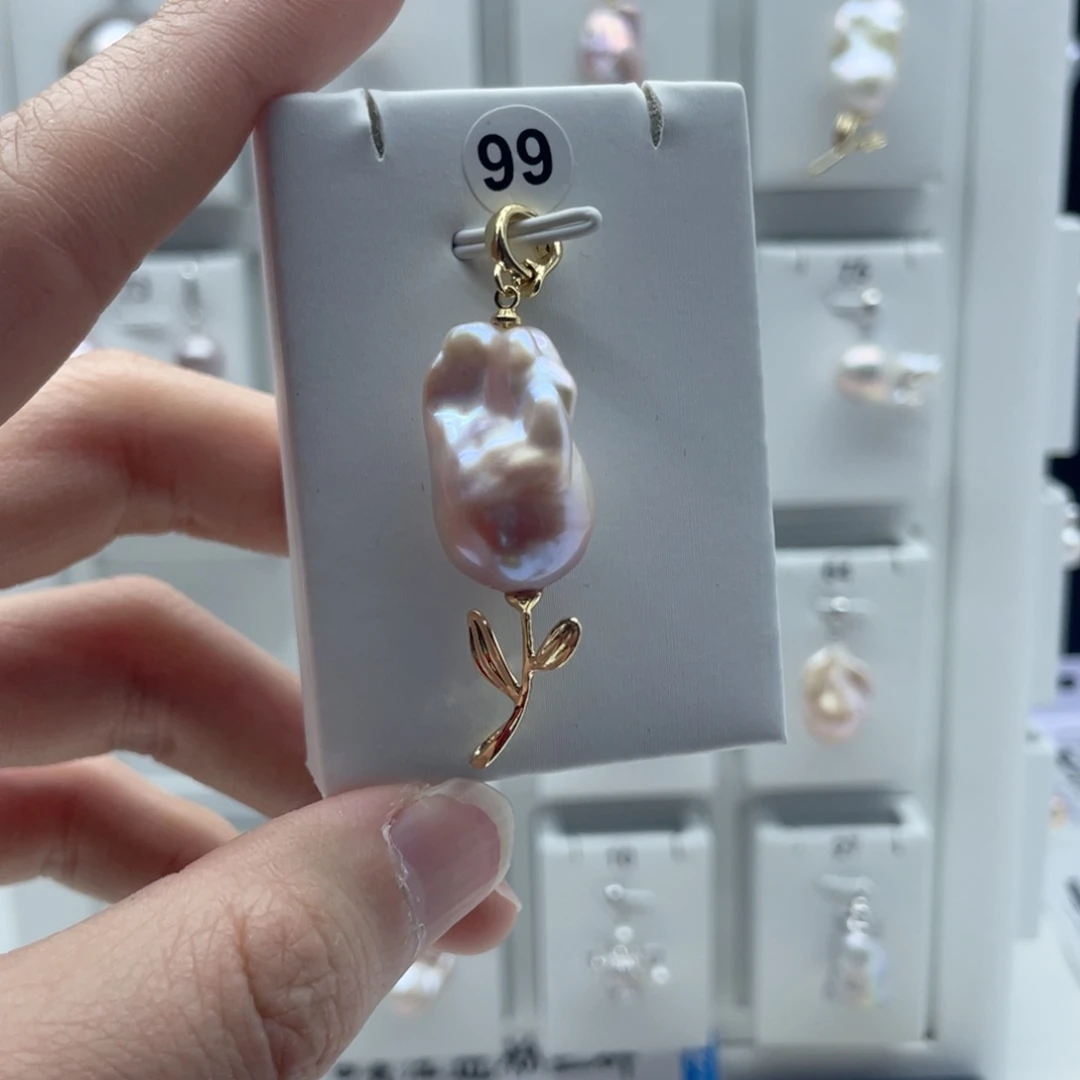 合金淡水珍珠颈饰