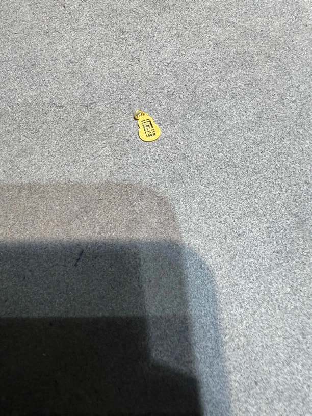 18K金设计款式小牌子