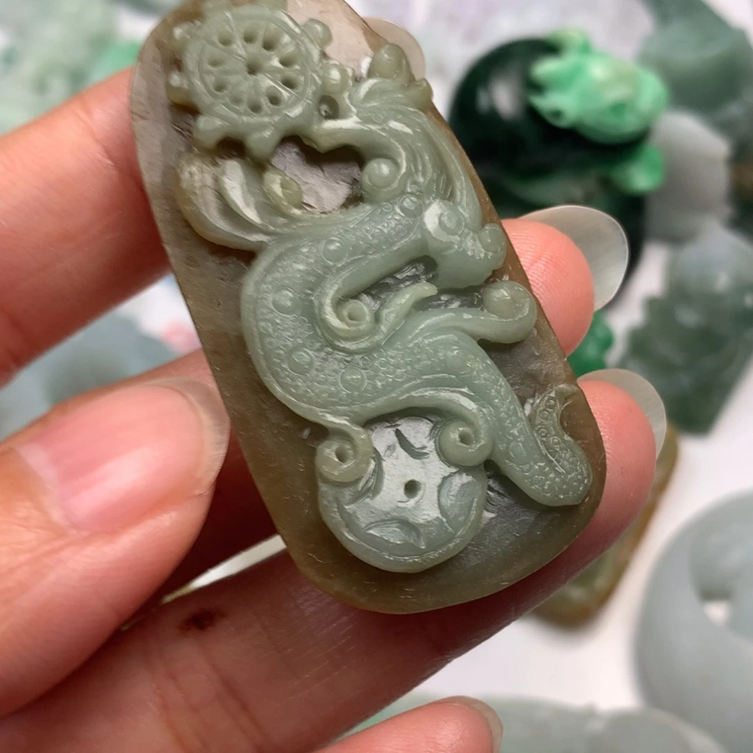 定制翡翠未镶嵌翡翠