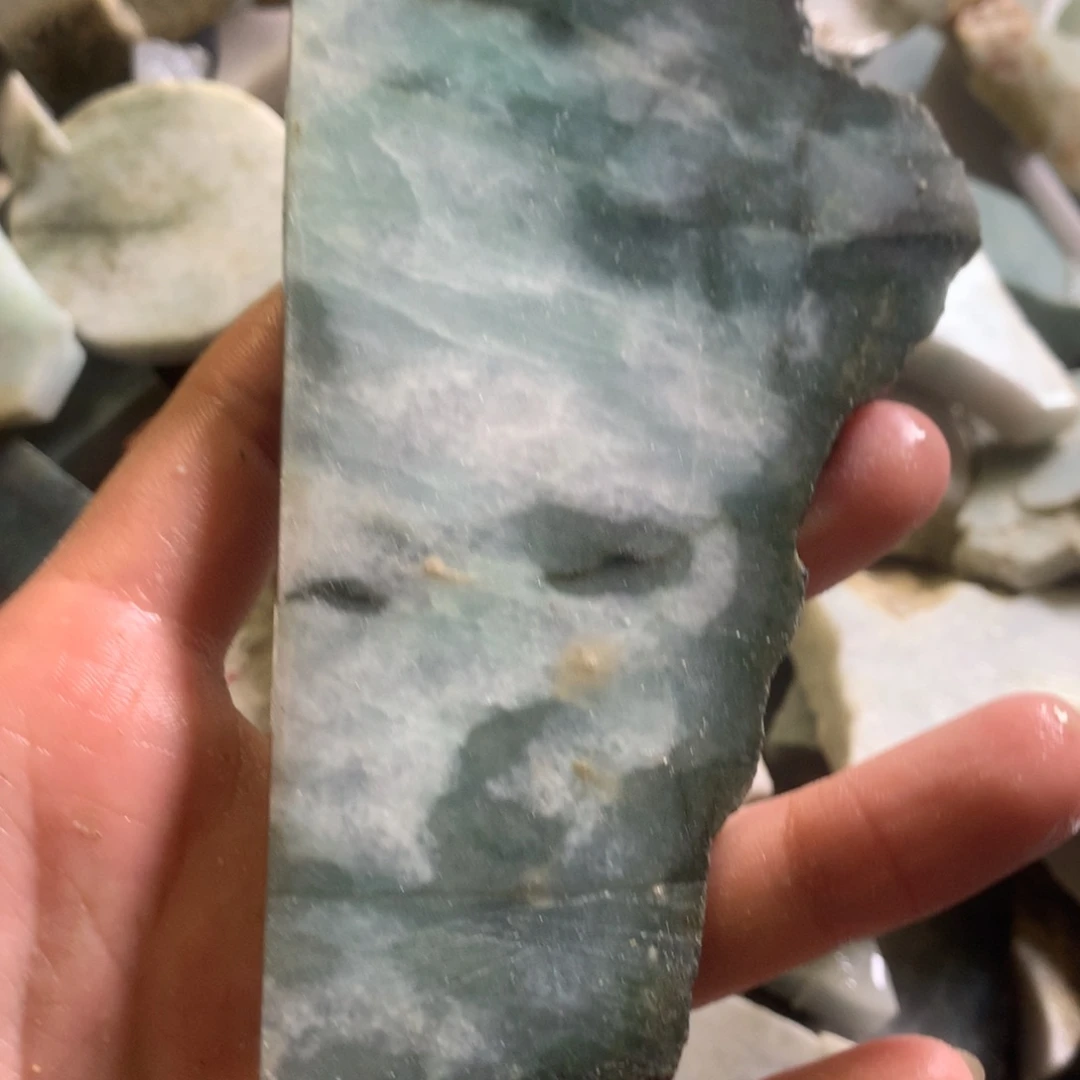 翡翠颈饰未镶嵌缅甸翡翠