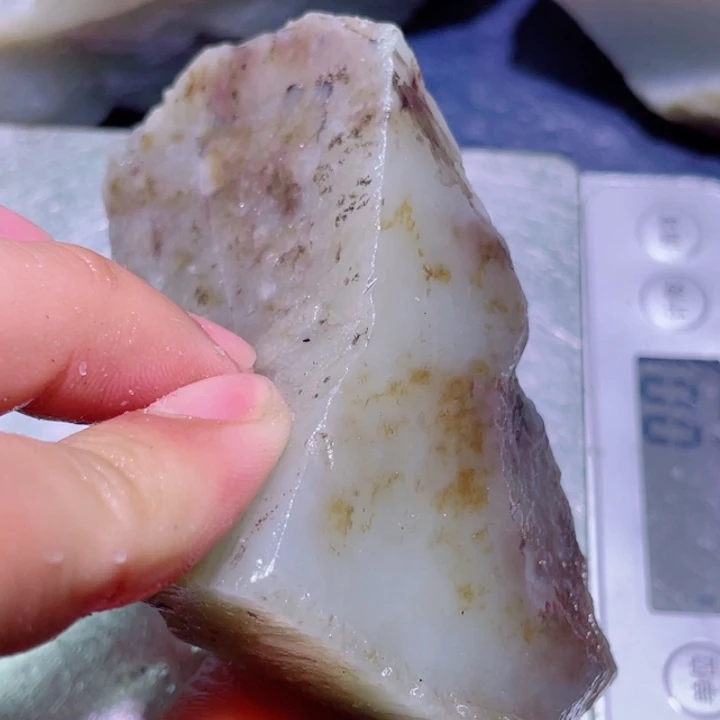 和田玉（糖玉）未镶嵌珠宝半成品