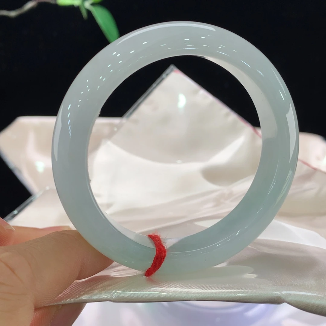 翡翠未镶嵌手镯0953