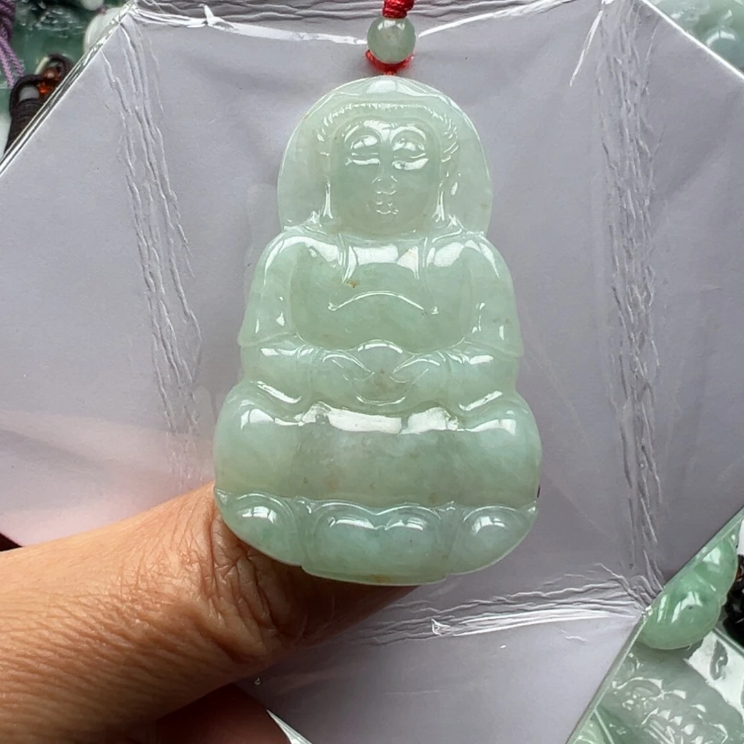 翡翠颈饰未镶嵌观音