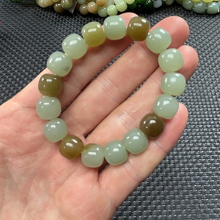 和田玉未镶嵌手链