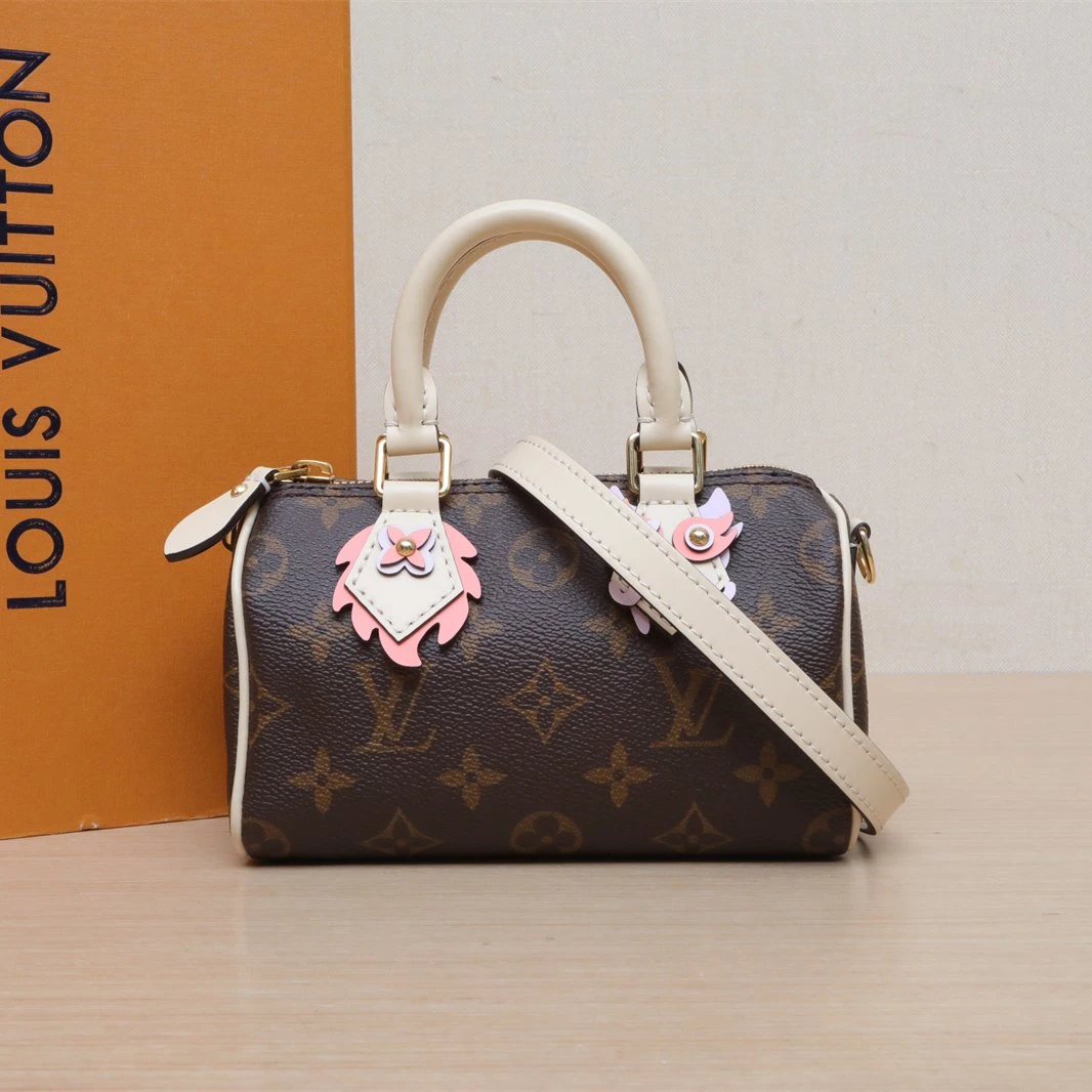 99新 LouisVuitton/路易威登 【娇】Speed斜挎包芯片龙年限定993006