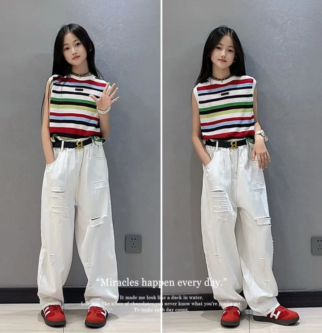 女童彩色条纹冰丝无袖背心外穿洋气2025夏季儿童时尚破洞牛仔裤