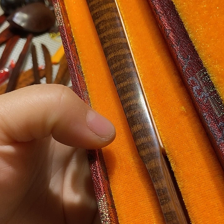 南美蛇纹木九寸折扇一把