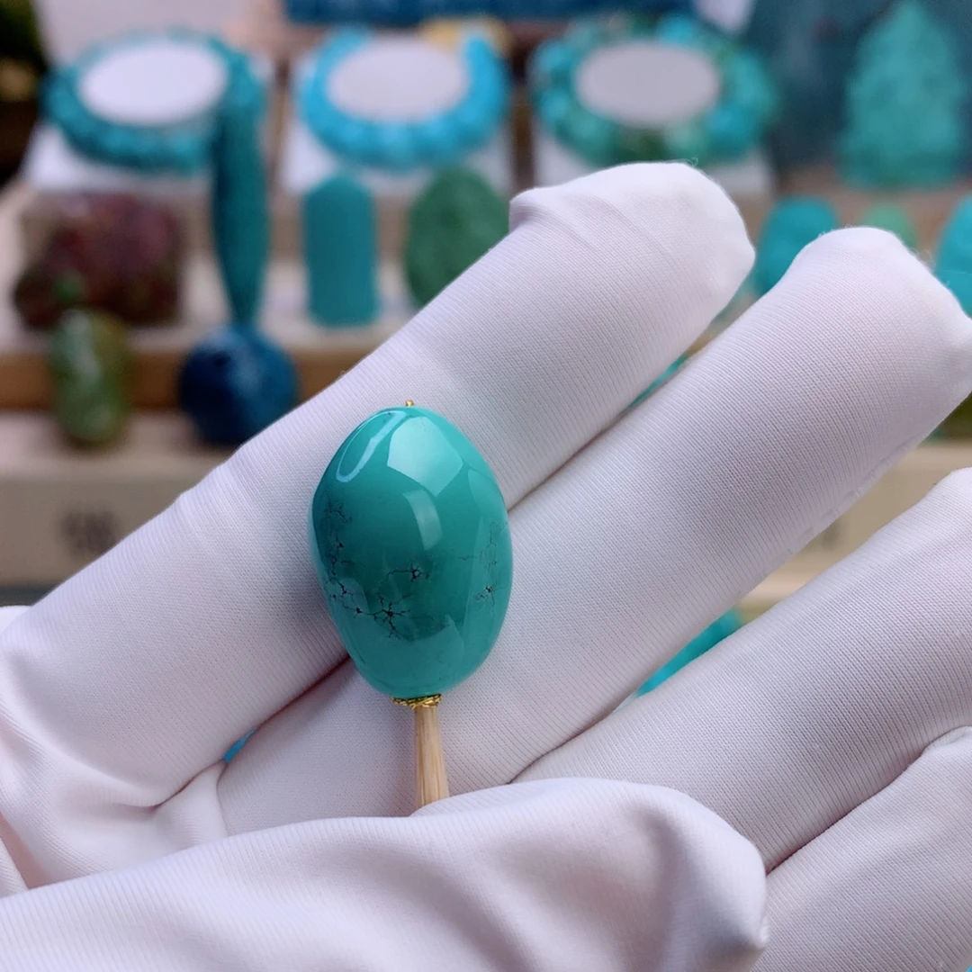 绿松石未镶嵌挂件