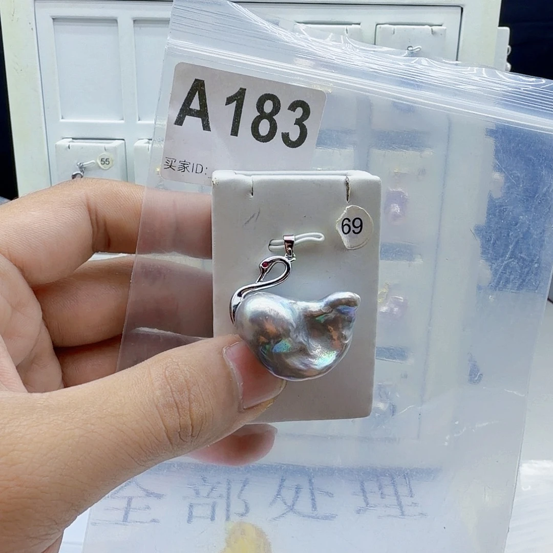 淡水珍珠合金颈饰