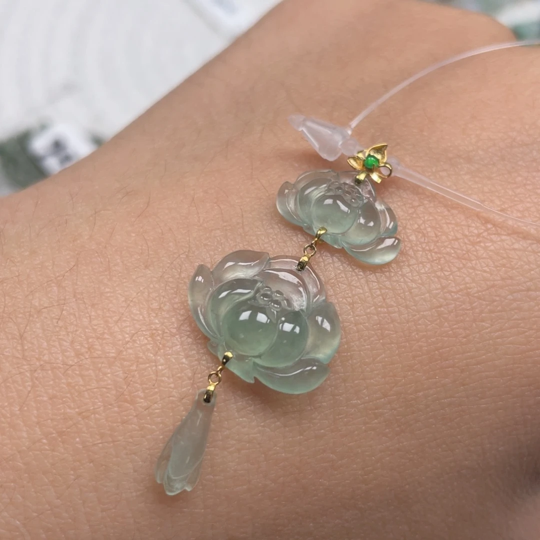 翡翠18K金镶嵌颈饰天然A货缅甸翡翠