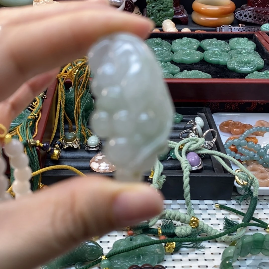 石英质玉手镯合金