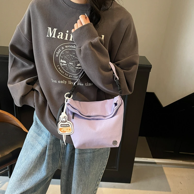 2025气质小布包高级感小众百搭手机包简约时尚尼龙布轻量化斜挎包