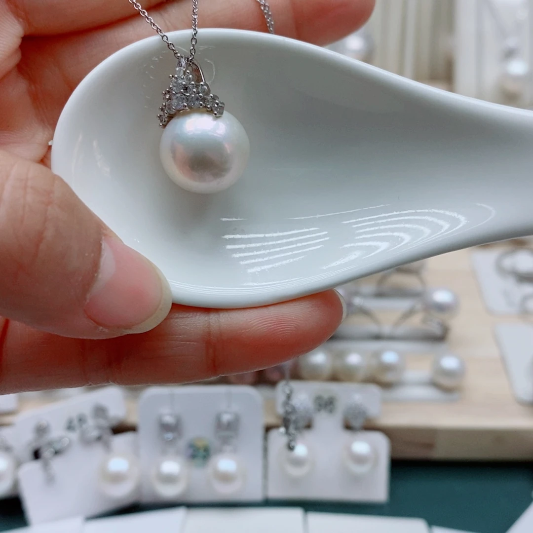 淡水珍珠银S925镶嵌颈饰