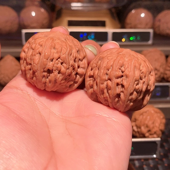 b***m文玩核桃把件定风珠