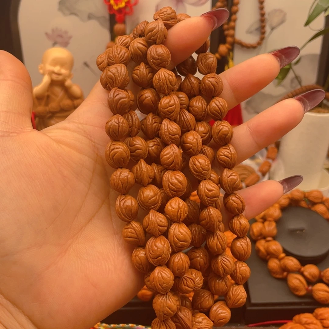 手串桃核野生玉龙脊脖挂1.1尺