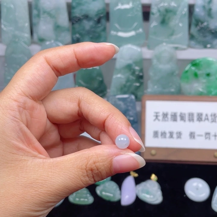 颈饰未镶嵌翡翠未****顶珠