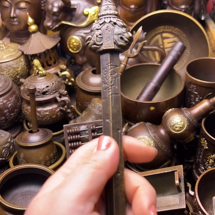 铜123366558966988785558