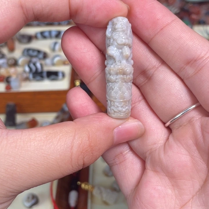 玛瑙/玉髓未镶嵌颈饰54