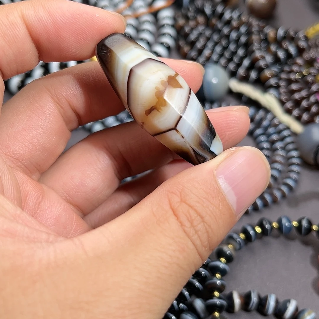 玛瑙/玉髓未镶嵌玛瑙药师