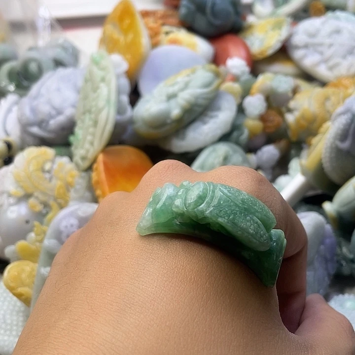 定制翡翠未镶嵌天然翡翠