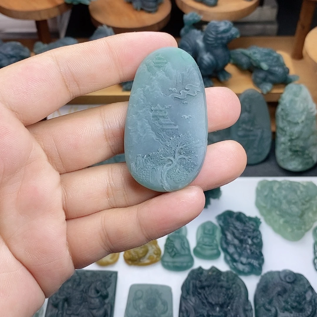 定制翡翠未镶嵌山水