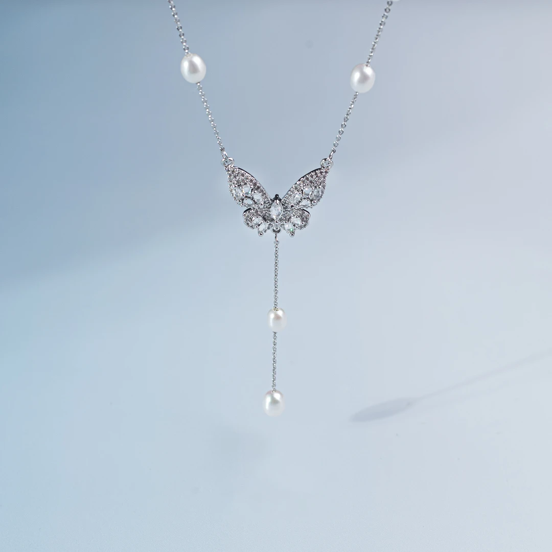 珈白丽 “蝴蝶”满天星淡水珍珠项链5-6mm经典高级时尚【曼曼设计】