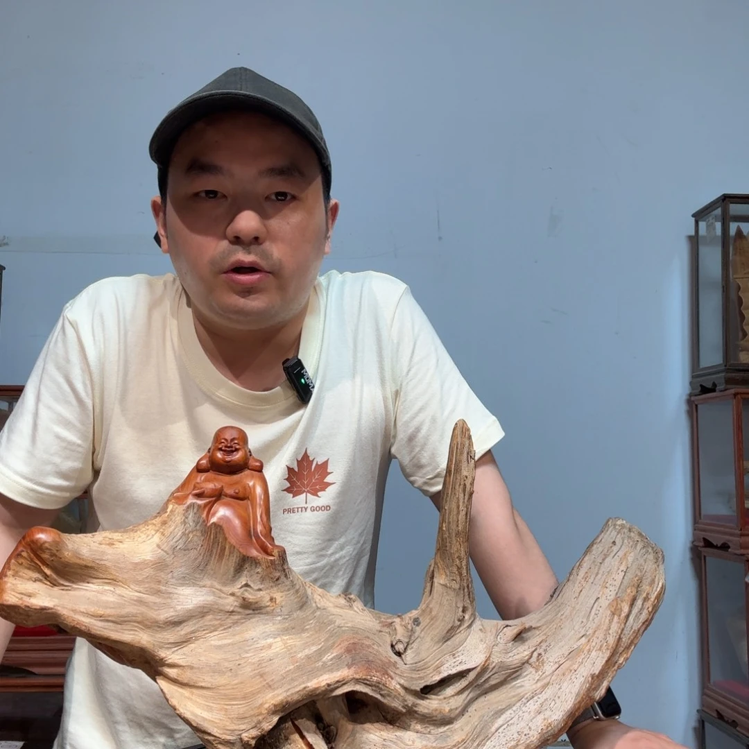 丁***醣香榧木崖柏开心弥勒