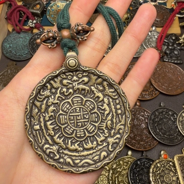 藏传文玩九宫如图