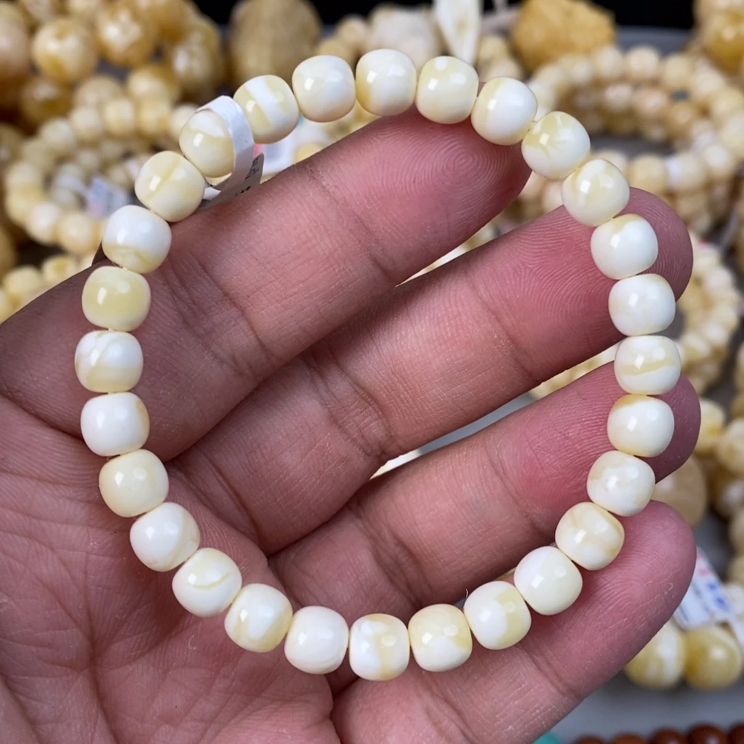 蜜蜡未镶嵌珠宝奇石7.5×7mm 7g