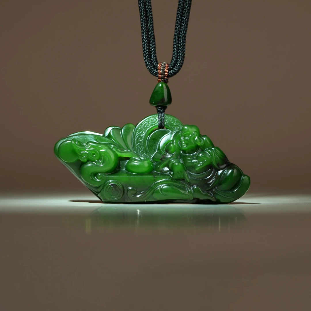 传世级 和田玉俄七辣绿聚红皮降龙罗汉吊坠 33*72*16mm± H73021