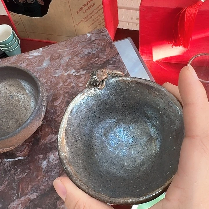康***鼻主人杯一个，瓷，品茗。