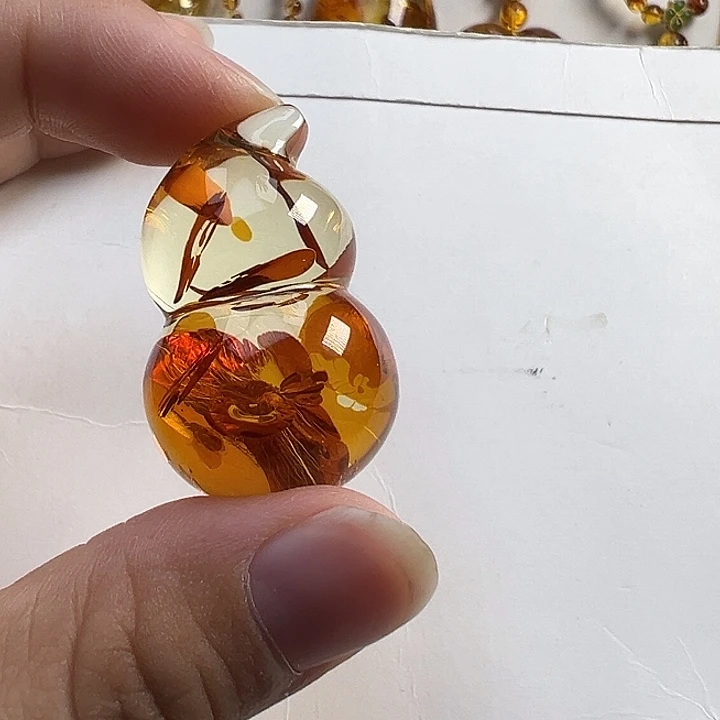 琥珀（花珀）未镶嵌颈饰