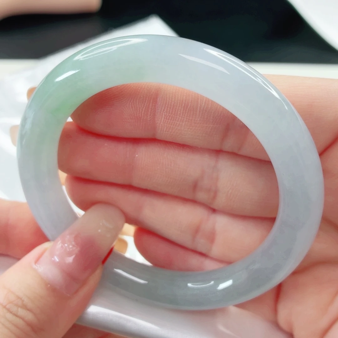 翡翠未镶嵌手镯缅甸天然A货翡翠53.2