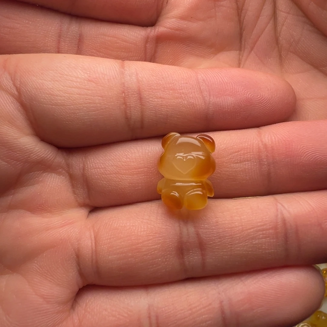 蜜蜡未镶嵌颈饰小熊提溜（打孔不退换）