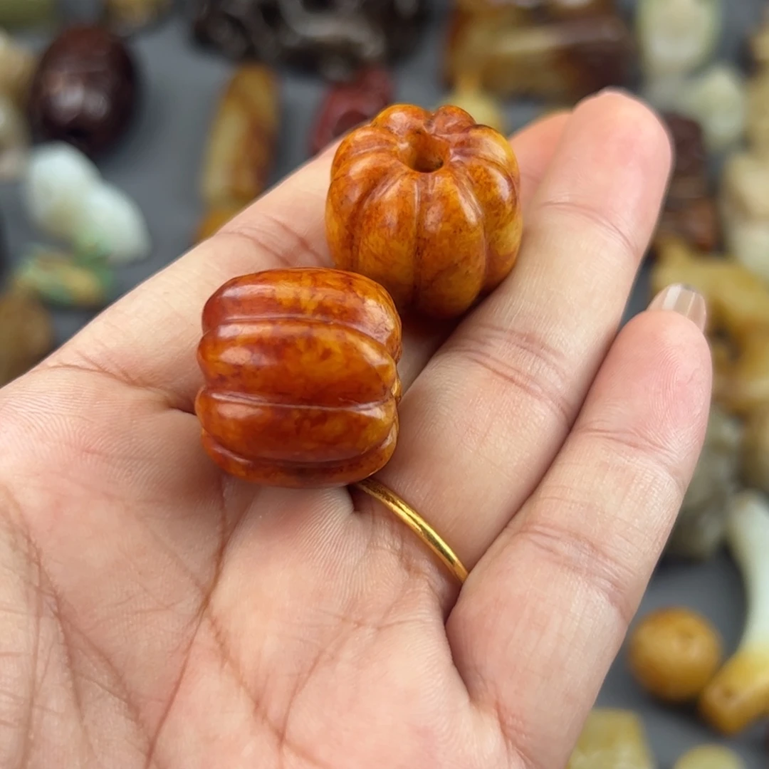 和田玉（糖玉）未镶嵌颈饰