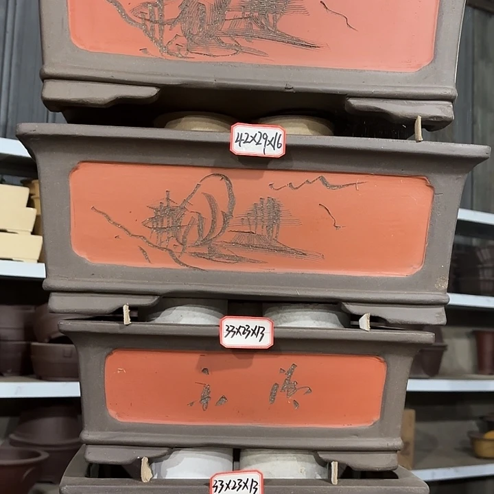 紫砂花盆138-4。