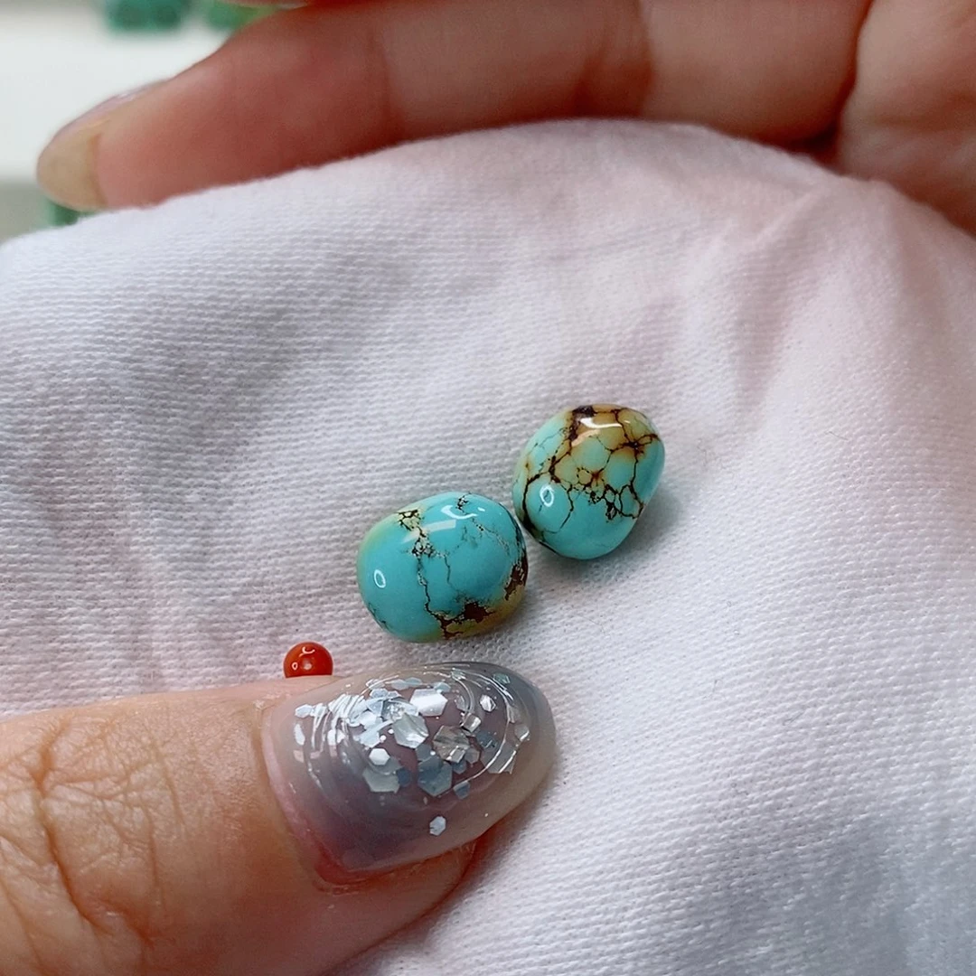 南红玛瑙未镶嵌珠宝奇石