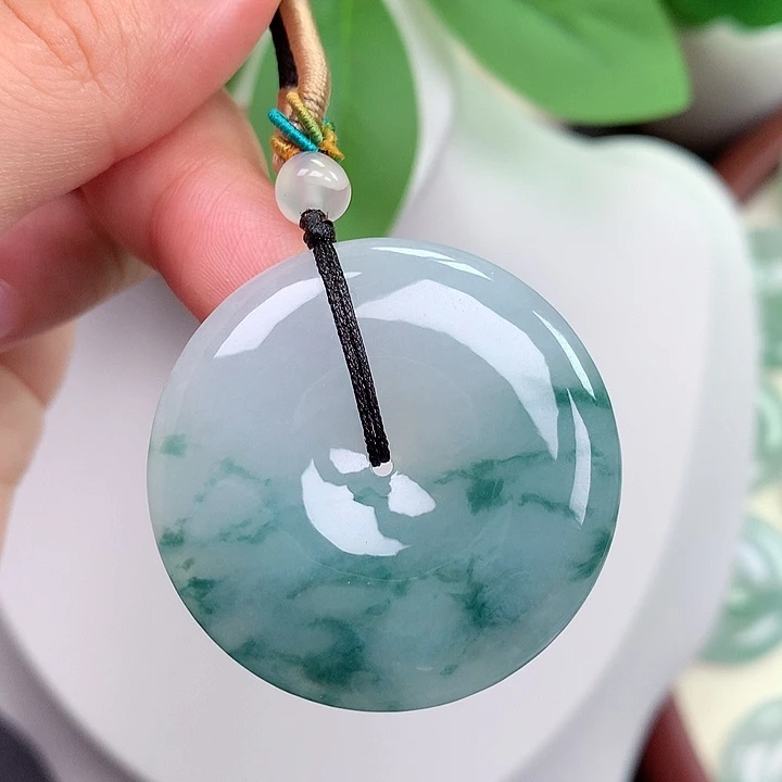 颈饰未镶嵌翡翠平扣扣 35.8x6.2mm