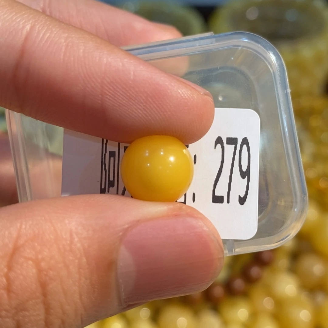 琥珀未镶嵌珠宝奇石279