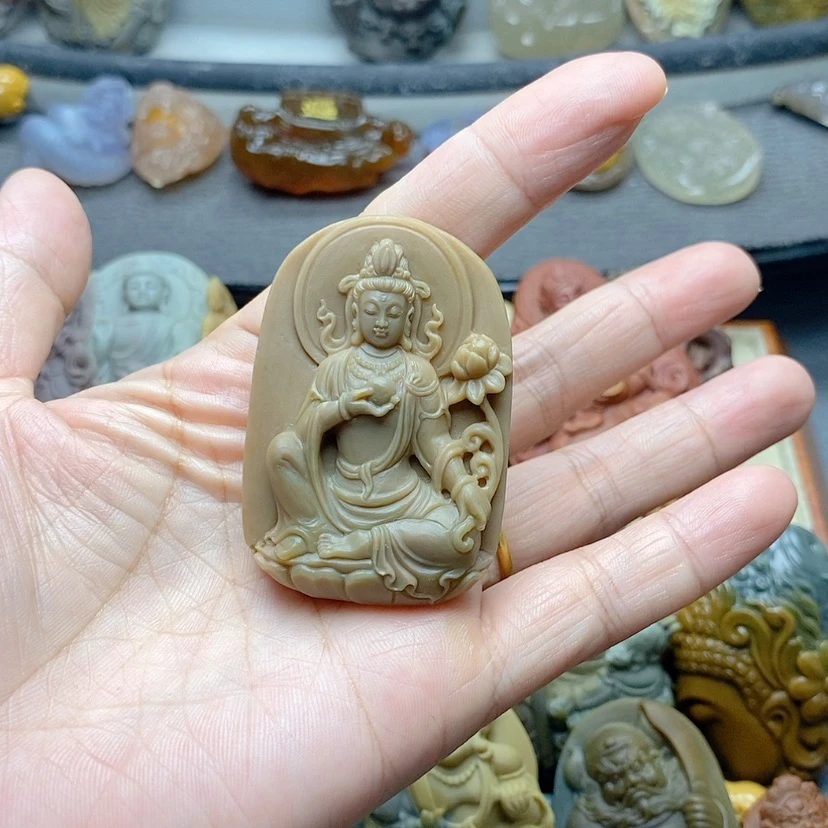 【闪购商品】定制石英质玉吊坠未镶嵌