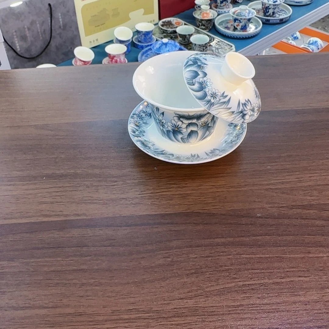 这些盖碗真好看！！！