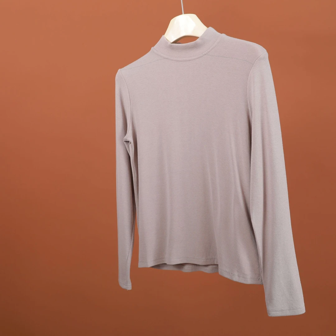 R-00512 舒适软糯！秋冬女士简约纯色修身显瘦半高领百搭打底衫T恤