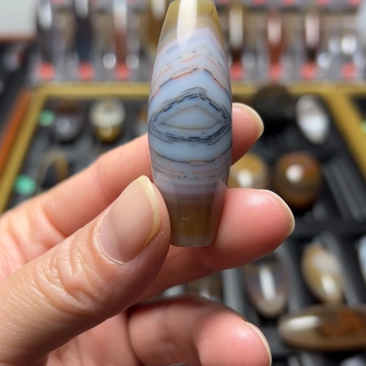 玛瑙/玉髓未镶嵌颈饰