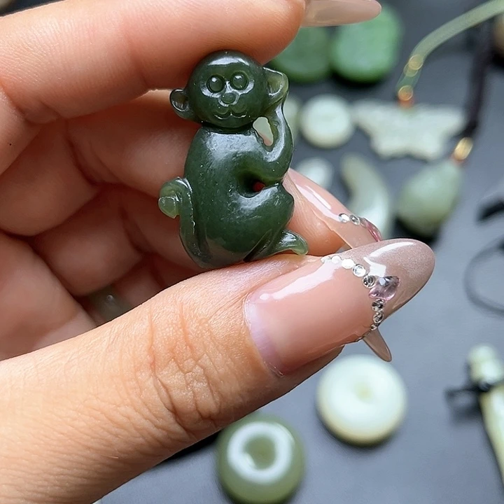 【闪购商品】和田玉未镶嵌颈饰明***好