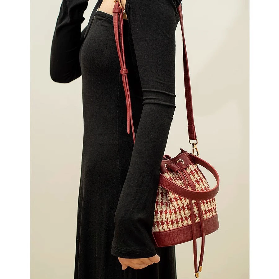 千鸟格之恋新娘结婚包包新款潮高级感水桶包单肩手提斜挎女包百搭