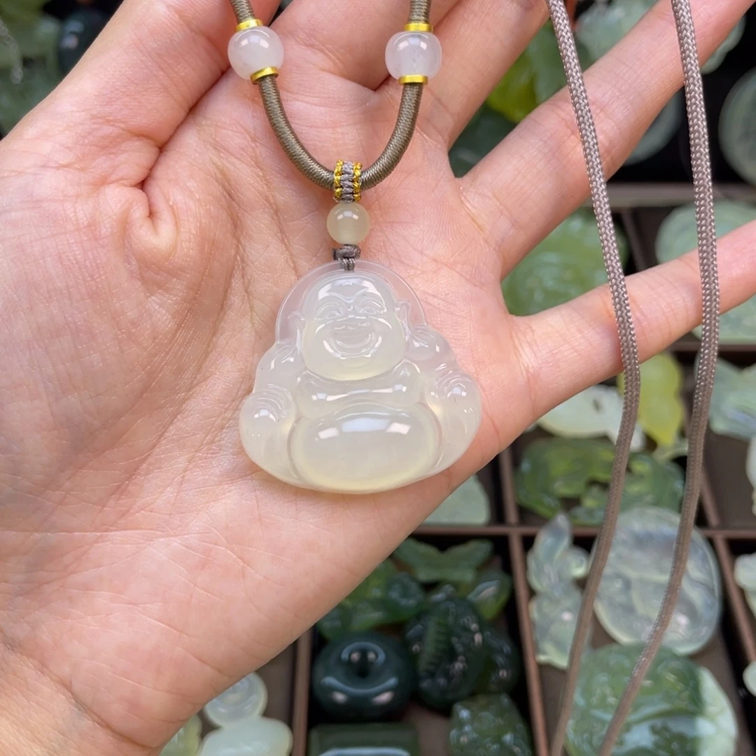 蛇纹石玉未镶嵌颈饰