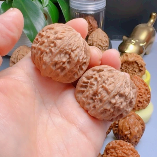 核桃福利山地磨盘41尺文玩