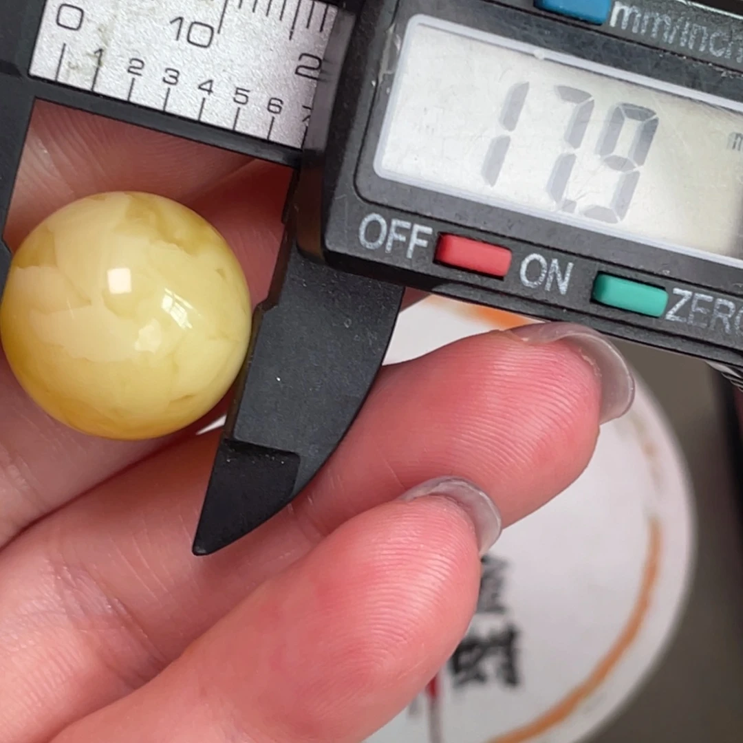 未镶嵌琥珀裸石蜜蜡215