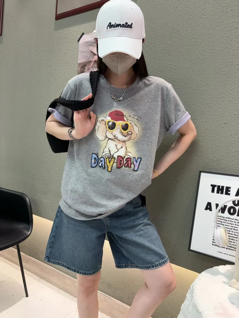 8860亮片刺绣印花圆领短袖T恤夏款宽松夏季